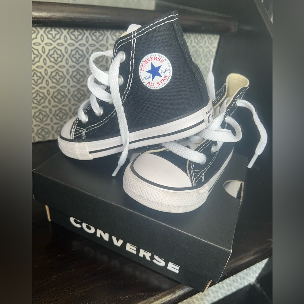 Toddler Converse (NEW)